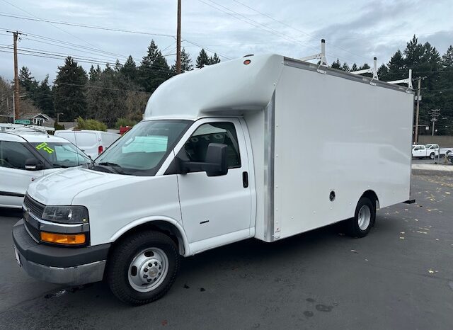 
								2018 Chevrolet Express 3500 Cutaway Van **14ft BOX** full									