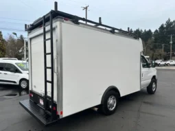 
										2017 Ford E350 Cutaway Van **12ft BOX** full									