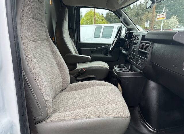 
								2019 Chevrolet Express 3500 Cutaway Van **10ft ENCLOSED UTILITY BODY** full									