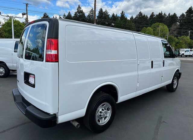 
								2022 Chevrolet Express 2500 Cargo Van **EXTENDED LENGTH** full									