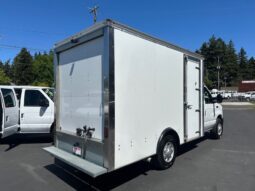 
										2023 Ford E350 Cutaway Van **12ft BOX** full									