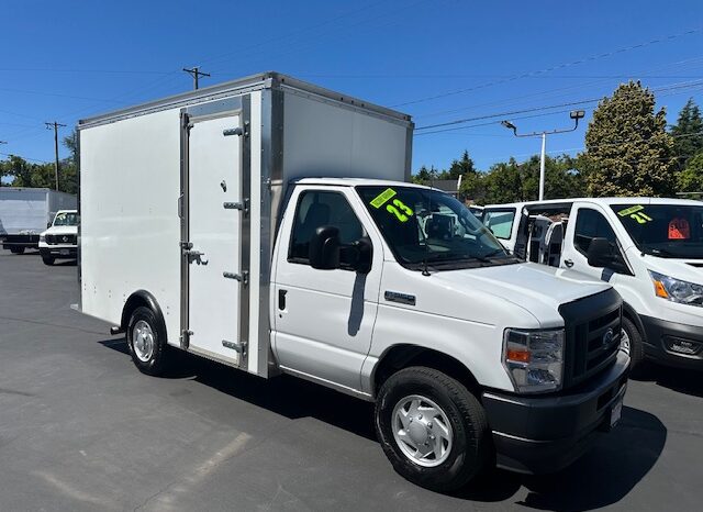 2023 Ford E350 Cutaway Box Van 12962