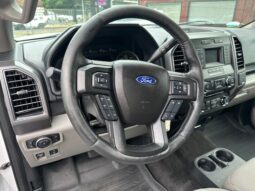 
										2018 Ford F150 Super Cab XLT Pickup full									