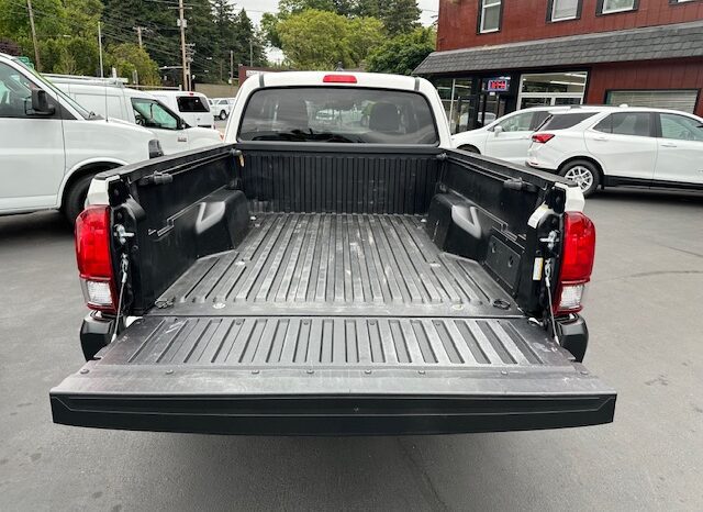 
								2022 Toyota Tacoma Access Cab Pickup full									