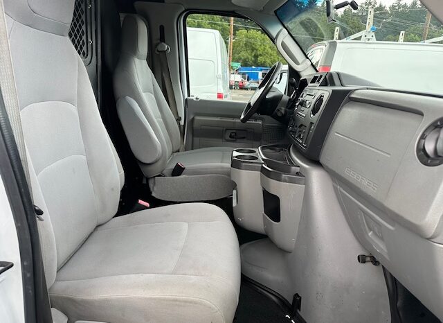 
								2011 Ford E250 Cargo Van full									