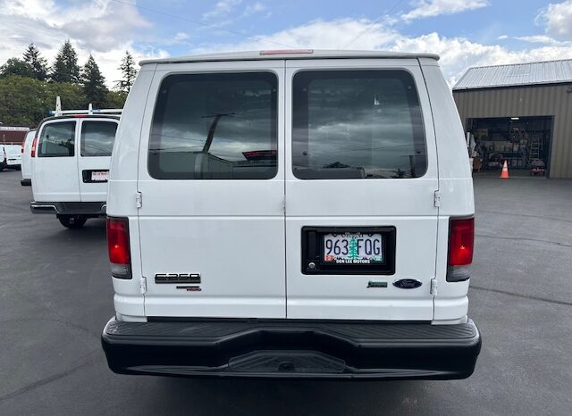 
								2011 Ford E250 Cargo Van full									