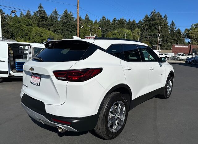 
								2023 Chevrolet Blazer 3LT AWD full									