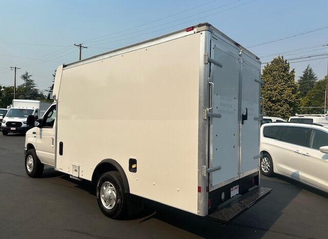 
								2012 Ford E350 Cutaway Van **12ft BOX** full									