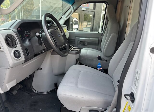 
								2012 Ford E350 Cutaway Van **12ft BOX** full									