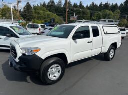 
										2019 Toyota Tacoma Access Cab Pickup full									