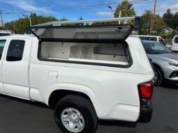 
										2019 Toyota Tacoma Access Cab Pickup full									