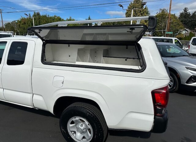 
								2019 Toyota Tacoma Access Cab Pickup full									