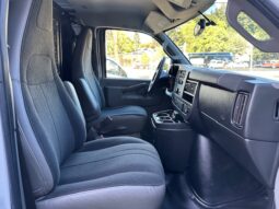 
										2018 GMC Savana 2500 Cargo Van full									