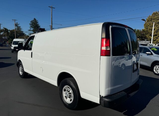 
								2014 Chevrolet Express 2500 Cargo Van full									