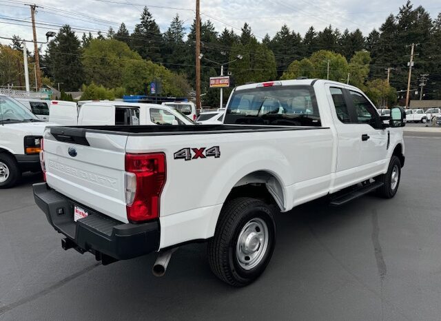 
								2020 Ford F250 Super Cab 4×4 Pickup full									