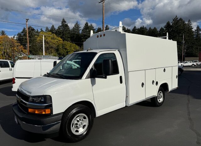 
								2020 Chevrolet Express 3500 Cutaway Van **10ft SERVICE BODY** full									