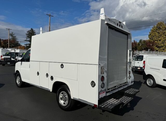 
								2020 Chevrolet Express 3500 Cutaway Van **10ft SERVICE BODY** full									