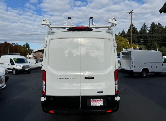 
								2019 Ford Transit 250 MEDIUM ROOF 148 Cargo Van full									