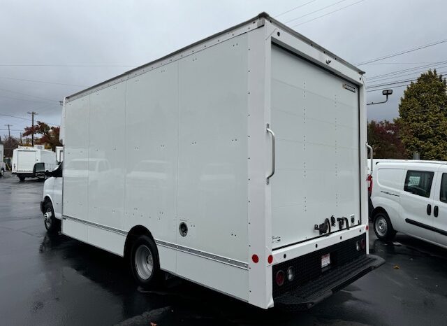 
								2021 Chevrolet Express 3500 Cutaway **15ft BOX** full									