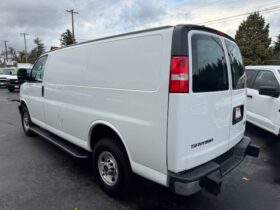 2022 GMC Savana 2500 Cargo Van