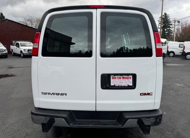 
								2022 GMC Savana 2500 Cargo Van full									