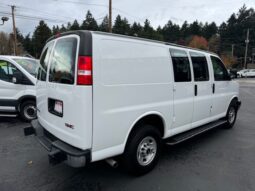 
										2022 GMC Savana 2500 Cargo Van full									