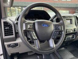 
										2021 Ford F250 Crew Cab 4×4 Pickup full									