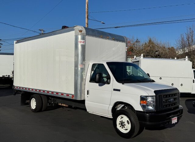 2019 Ford E350 Cutaway Van 13053