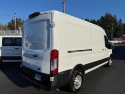 
										2023 Ford Transit 250 MEDIUM ROOF Cargo Van AWD full									