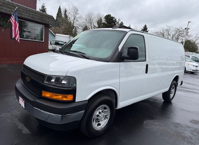 
								2019 Chevrolet Express 2500 Cargo Van full									