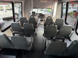 
										2014 Ford E350 Cutaway Van **SHUTTLE BUS** full									