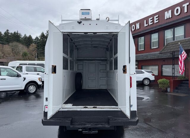 
								2019 Chevrolet Express 3500 Cutaway Van **10ft ENCLOSED SERVICE BODY** full									