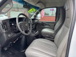 
										2019 Chevrolet Express 3500 Cutaway Van **10ft ENCLOSED SERVICE BODY** full									