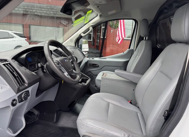 
								2018 Ford Transit 250 Cargo Van full									