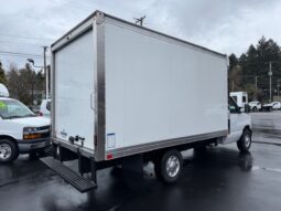 
										2024 Ford E350 Cutaway Van **14ft BOX** full									