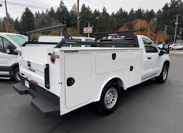 
								2022 Chevrolet Silverado 1500 Regular Cab **8ft SERVICE BODY** full									