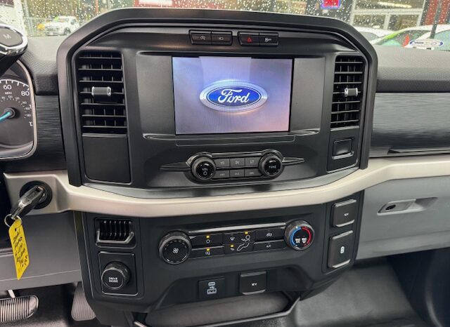 
								2021 Ford F150 Regular Cab Pickup full									