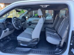 
										2017 Ford F150 Super Cab Pickup **8ft LONG BED** full									