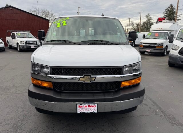 
								2022 Chevrolet Express 2500 Cargo Van full									