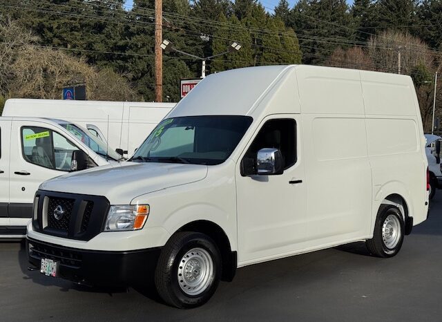 
								2015 Nissan NV2500 HIGH ROOF Cargo Van full									