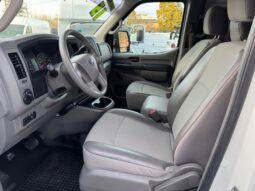 
										2015 Nissan NV2500 HIGH ROOF Cargo Van full									