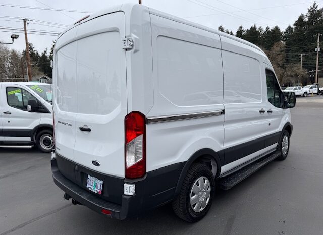 
								2017 Ford Transit 250 MEDIUM ROOF Cargo Van full									