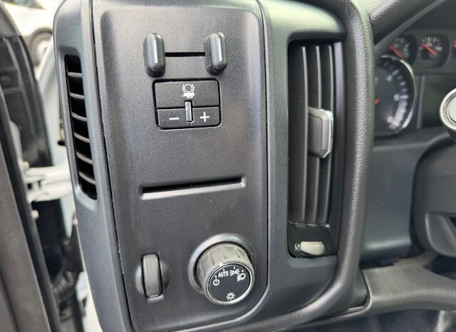 
								2017 Chevrolet Silverado 2500 Regular Cab Truck **SERVICE BODY / UTILITY BED** full									