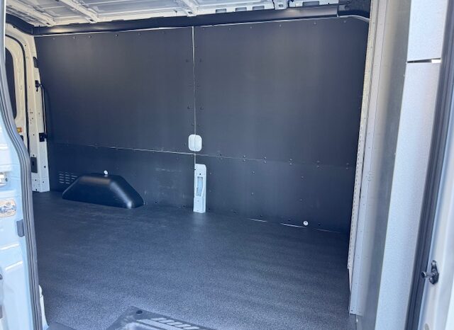 
								2023 Ford Transit 250 MEDIUM ROOF 148 Cargo Van full									
