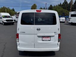 
										2016 Nissan NV200 SV Cargo Van full									