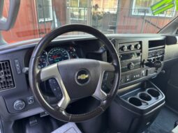 
										2017 Chevrolet Express 2500 Cargo Van full									