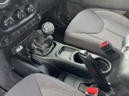 
										2013 Jeep Wrangler Sahara 4×4 full									