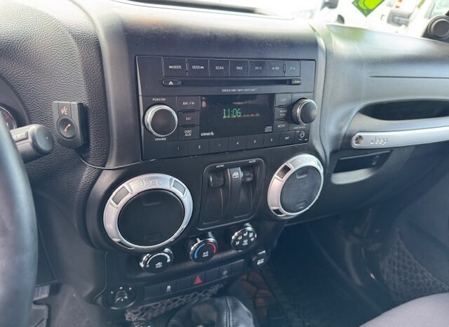 
								2013 Jeep Wrangler Sahara 4×4 full									