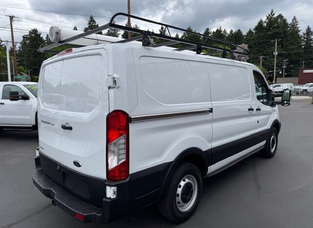 
								2019 Ford Transit 250 Cargo Van full									