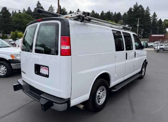 
								2020 Chevrolet Express 2500 Cargo Van full									